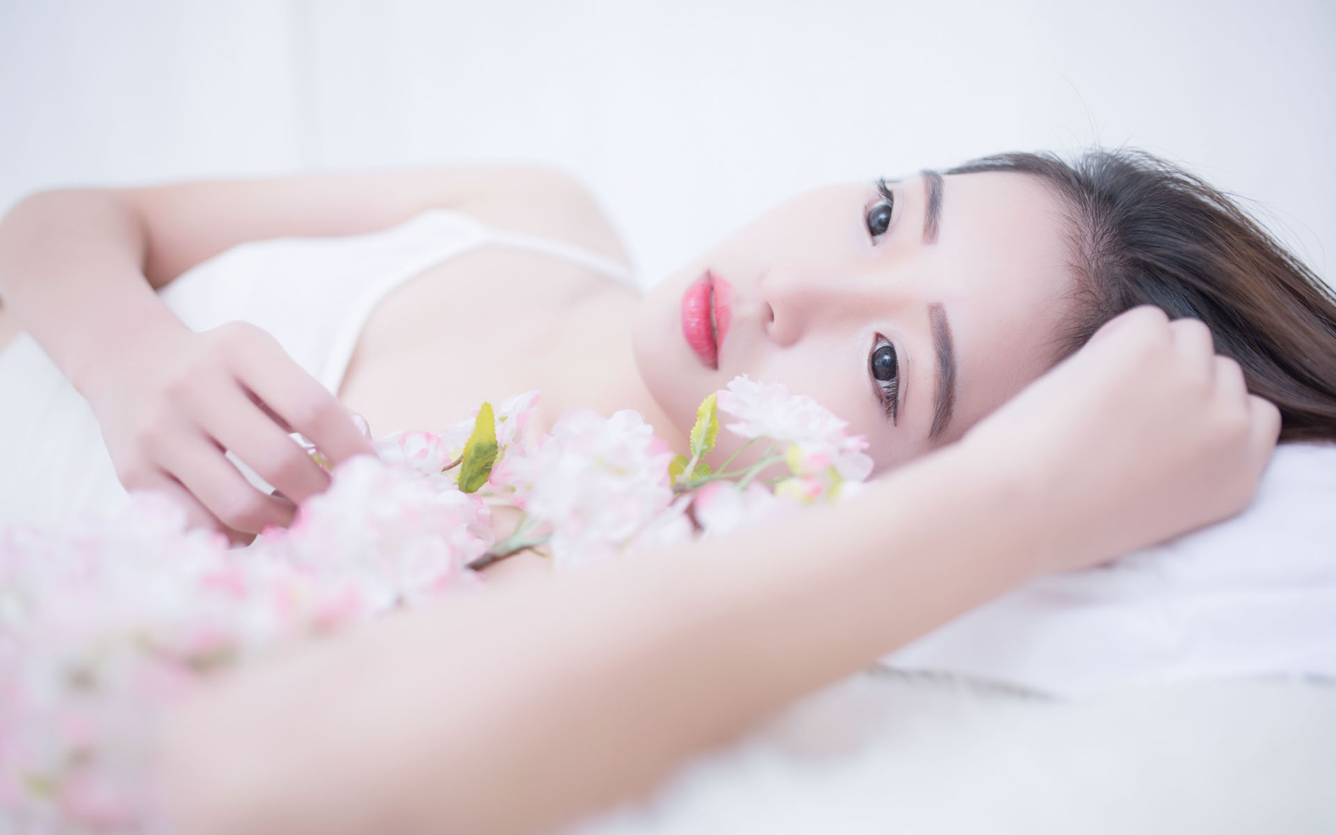 俄罗斯失踪直升机确认坠毁 机上5人全部遇难